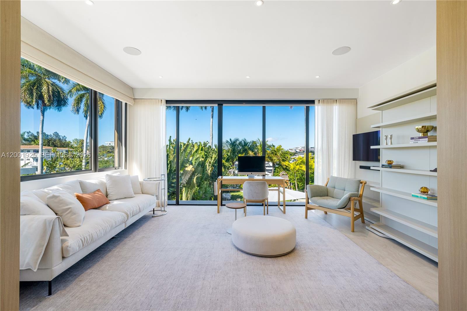 707 NE 77th St #n/a Miami, FL 33138