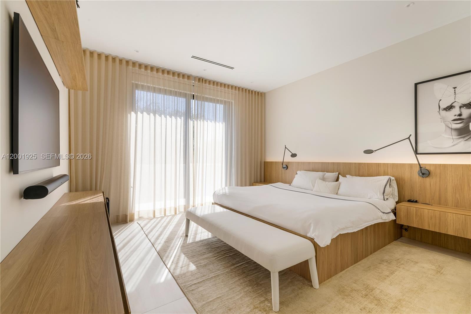 707 NE 77th St #n/a Miami, FL 33138