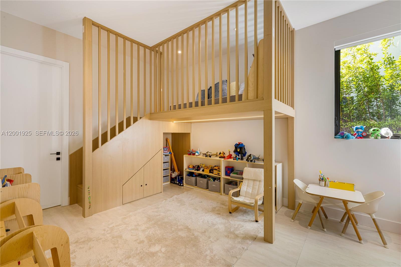 707 NE 77th St #n/a Miami, FL 33138