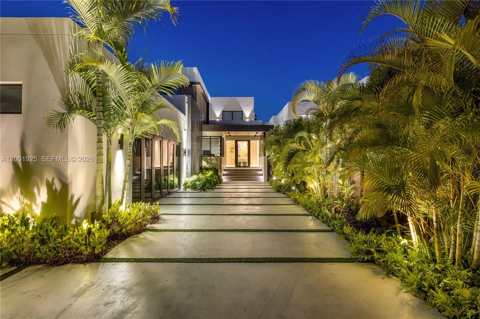 707 NE 77th St #n/a Miami, FL 33138