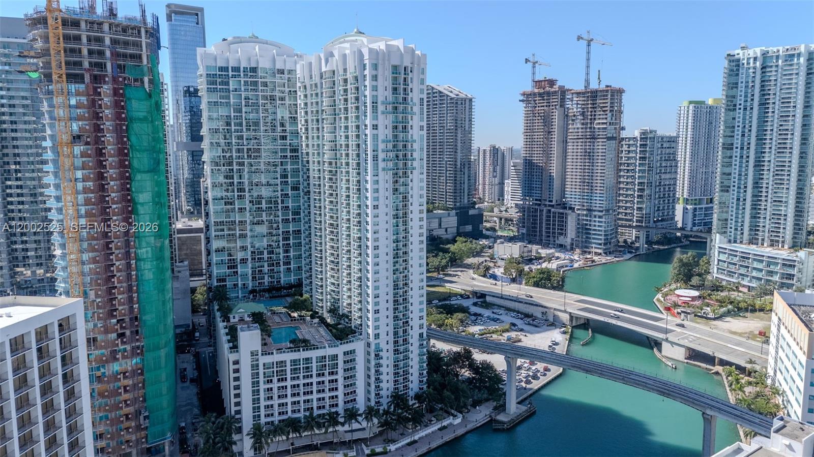 image Brickell on the River North46