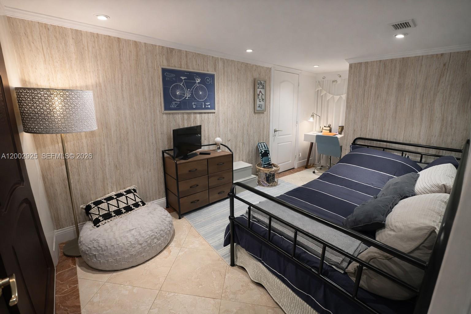 141 Crandon Blvd #331 Key Biscayne, FL 33149