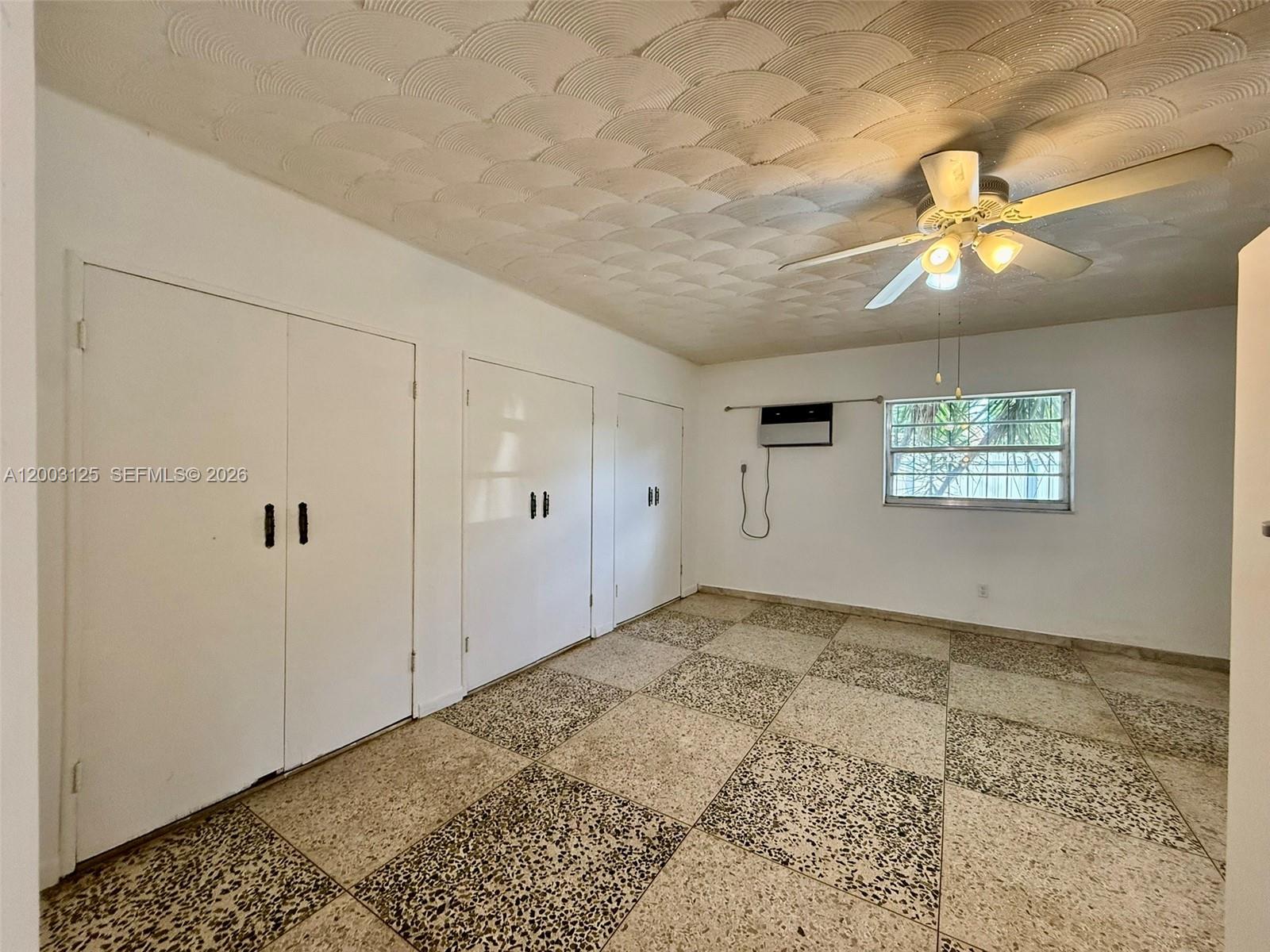 3000 NW 5th St Miami, FL 33125