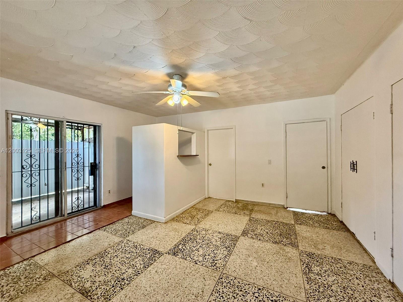 3000 NW 5th St Miami, FL 33125