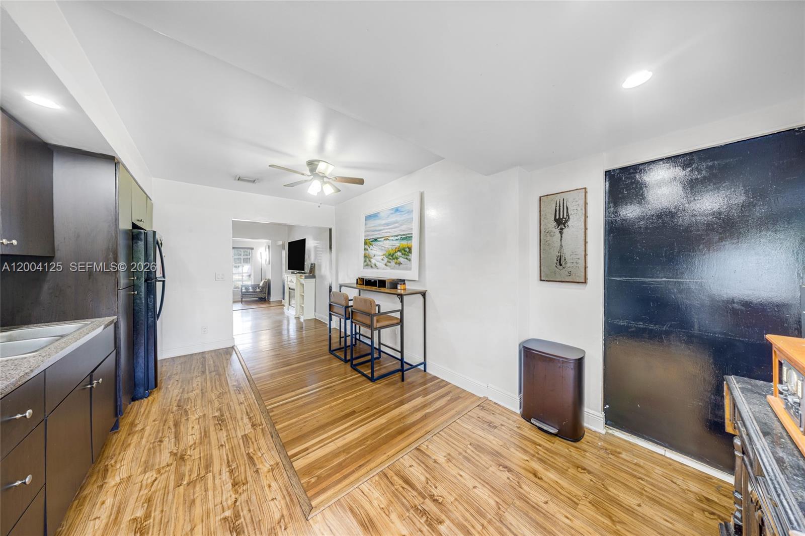 1061 Wren Ave Miami Springs, FL 33166