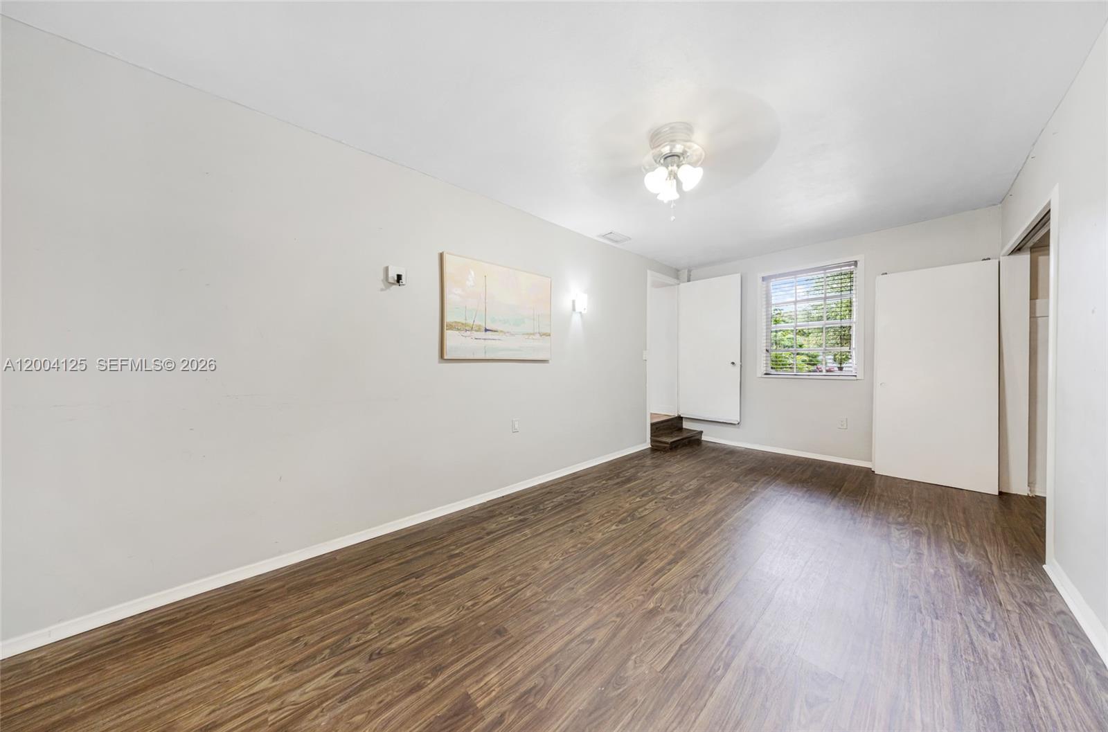 1061 Wren Ave Miami Springs, FL 33166