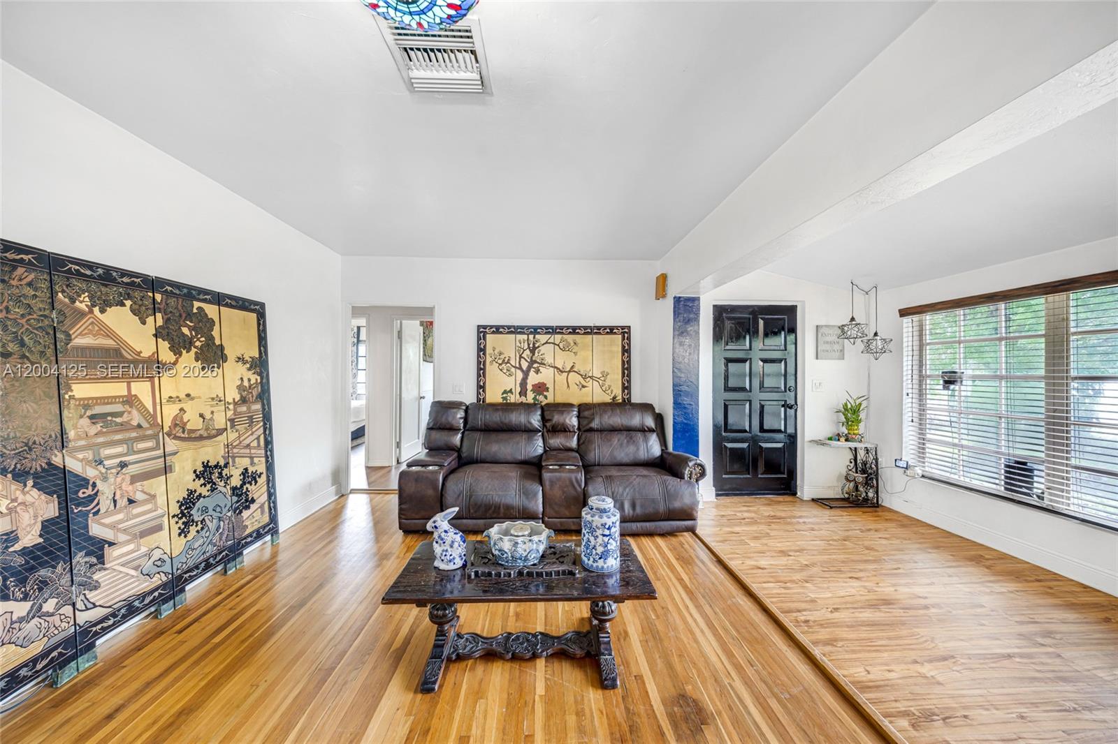 1061 Wren Ave Miami Springs, FL 33166