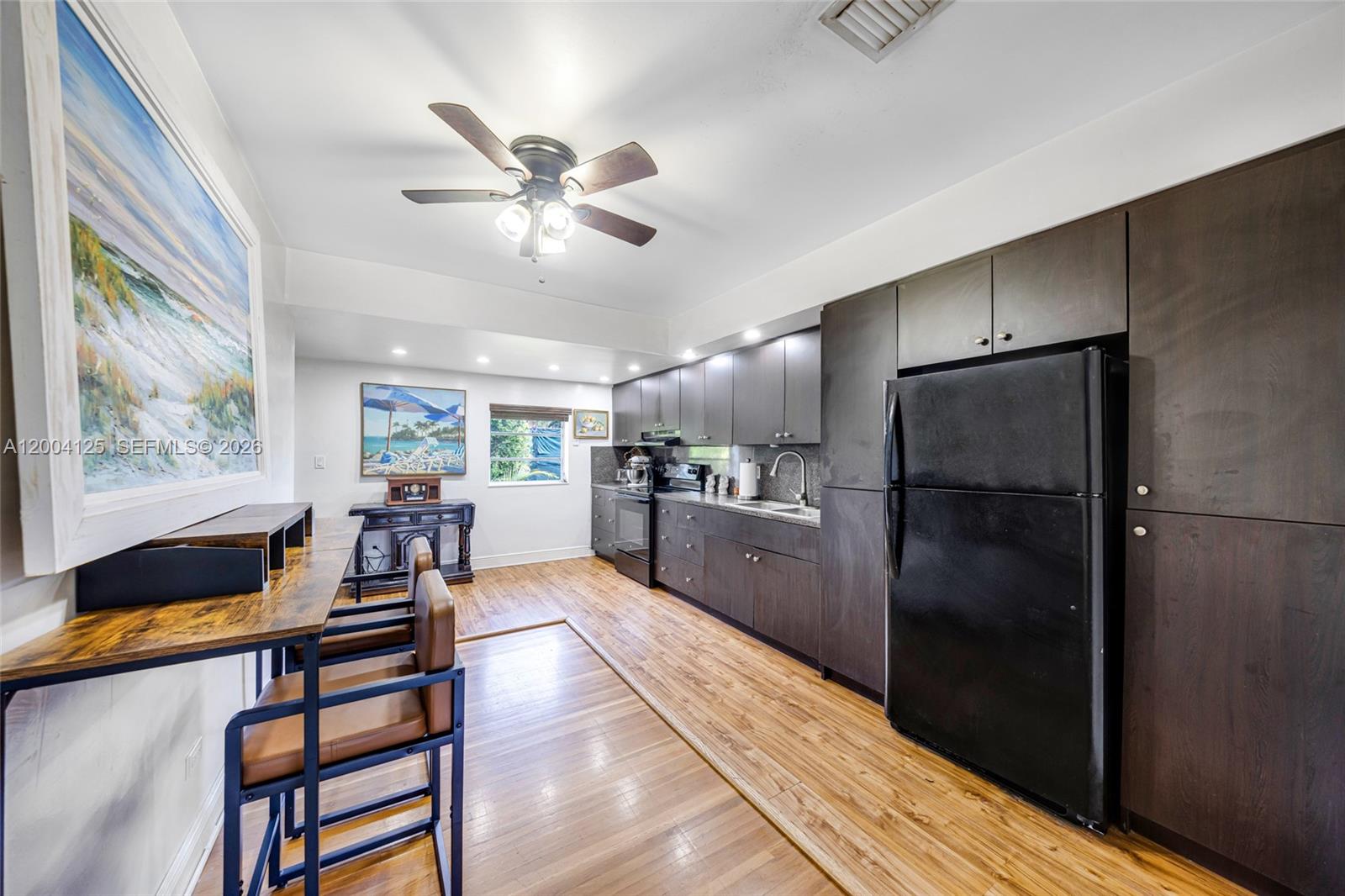 1061 Wren Ave Miami Springs, FL 33166