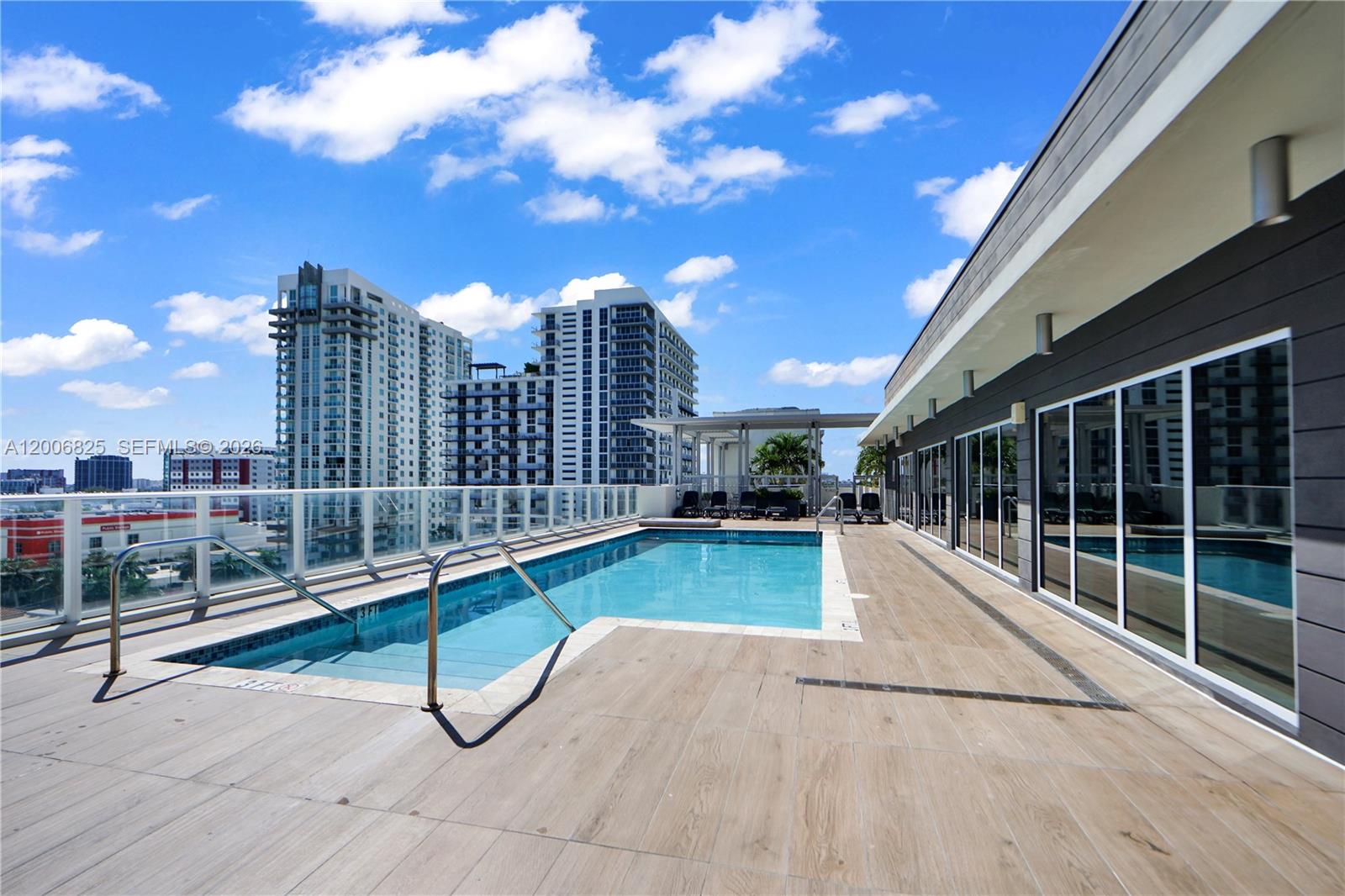 image 26 Edgewater14
