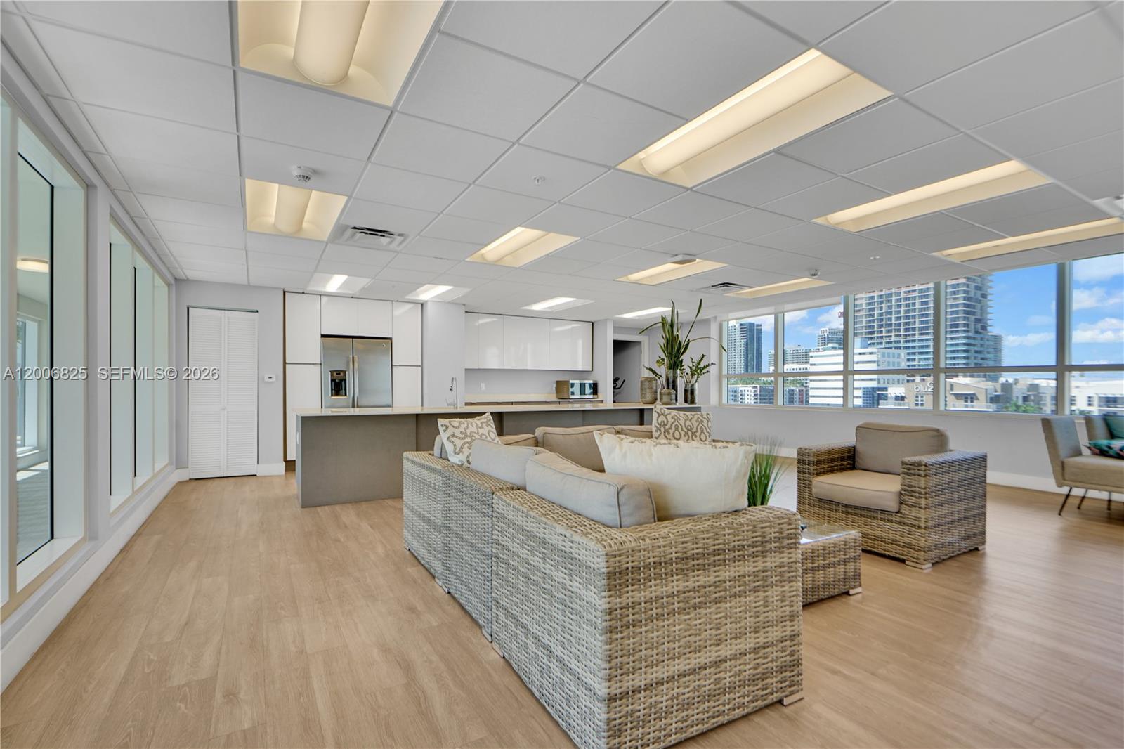 image 26 Edgewater15