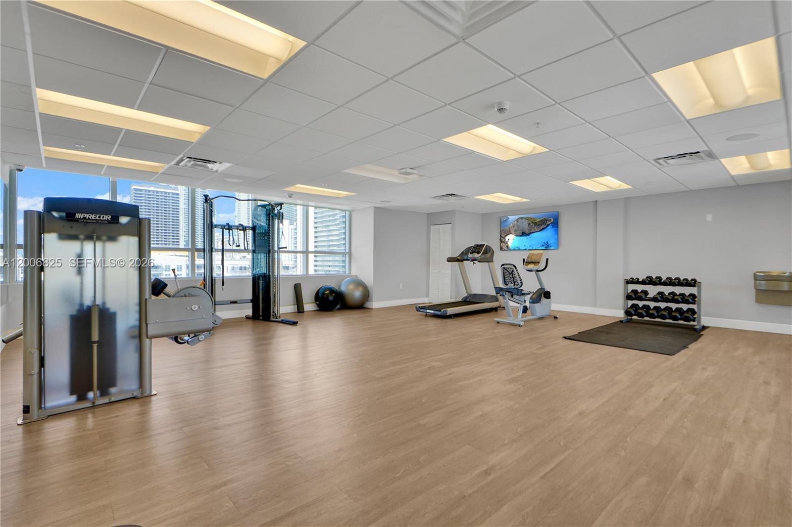 image 26 Edgewater16