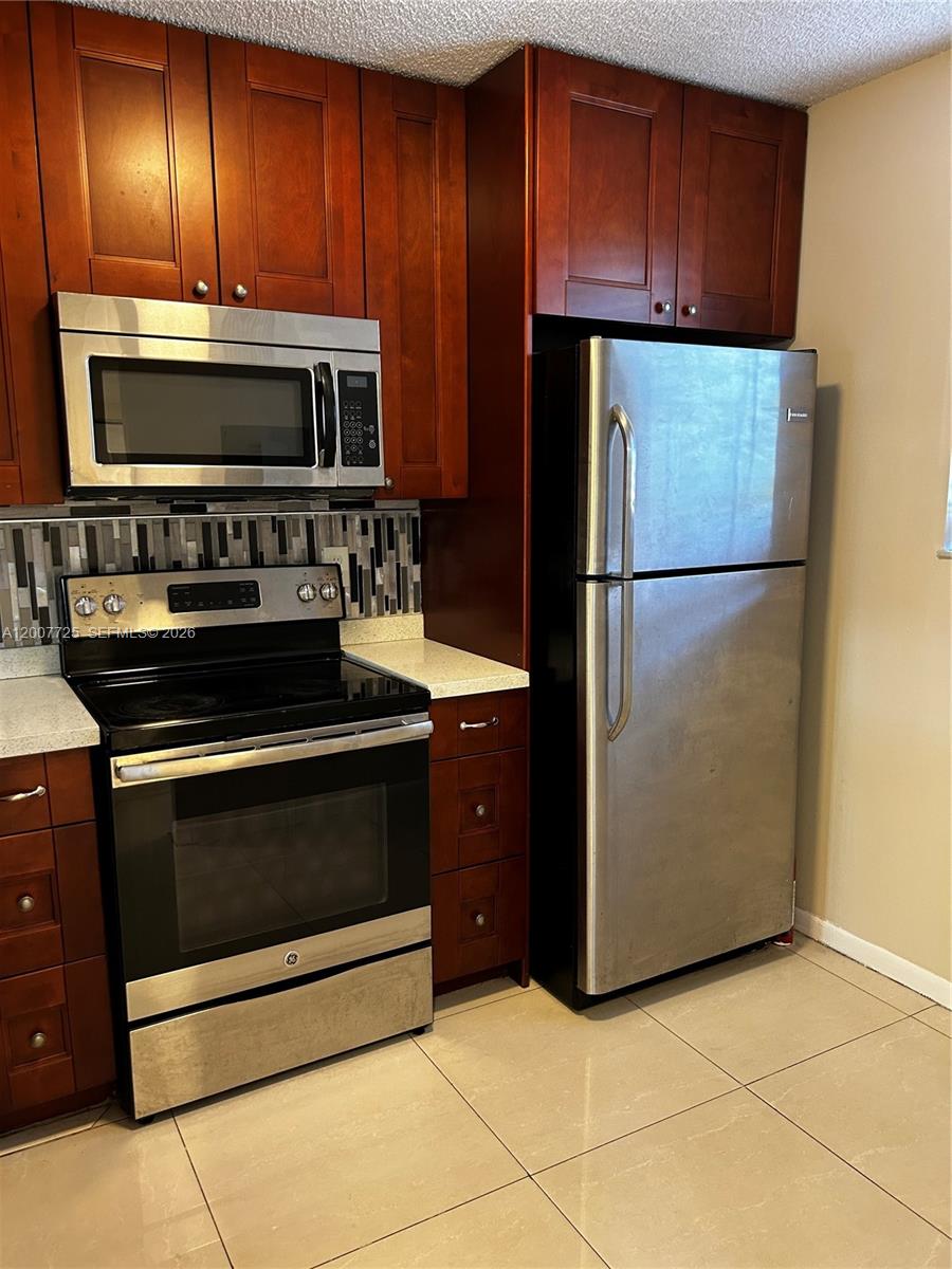 713 NW 103rd Ter #203