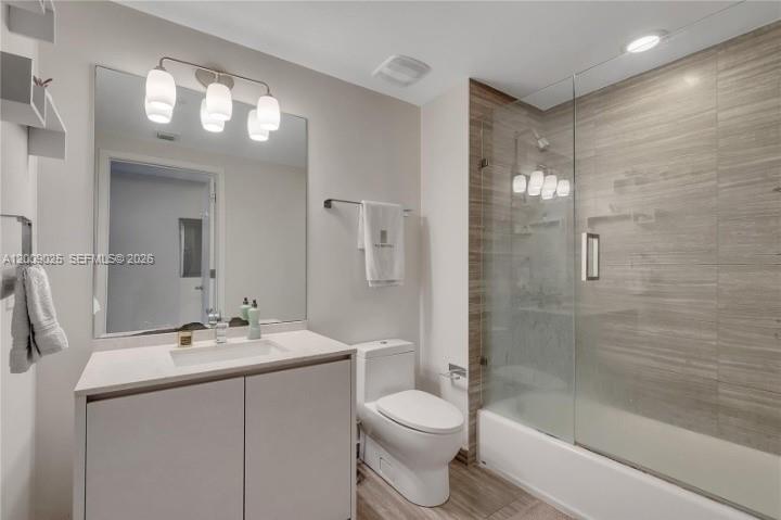image 1010 Brickell17