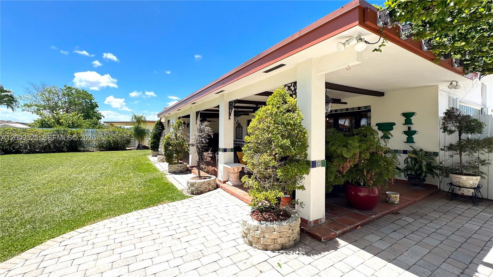 13300 SW 21st St Miami, FL 33175
