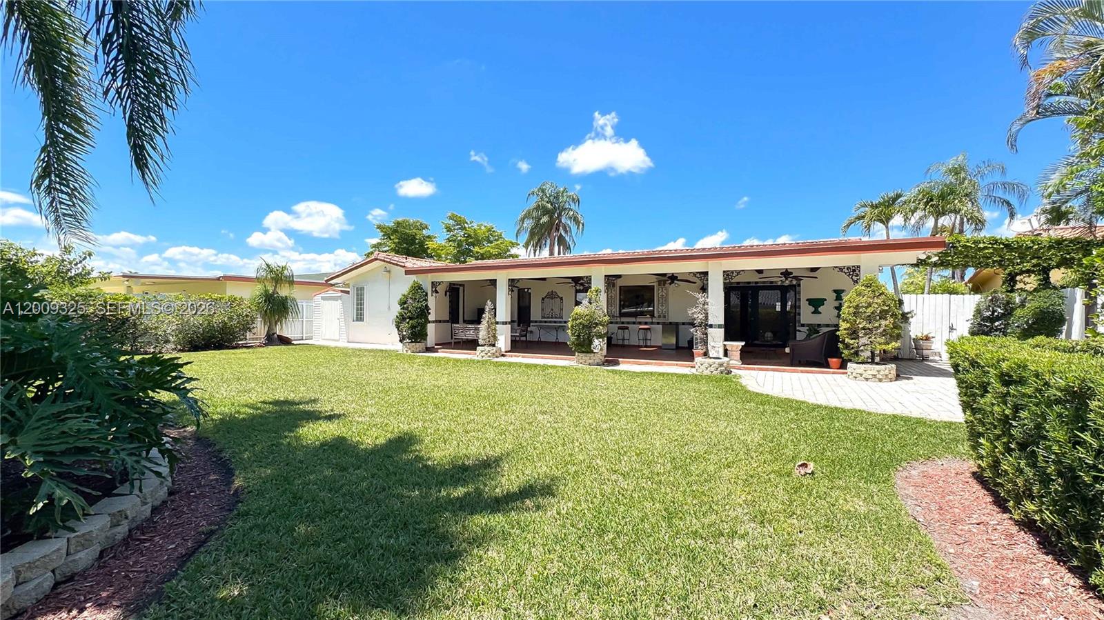 13300 SW 21st St Miami, FL 33175