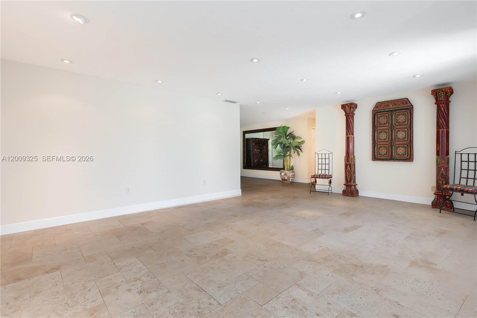 13300 SW 21st St Miami, FL 33175