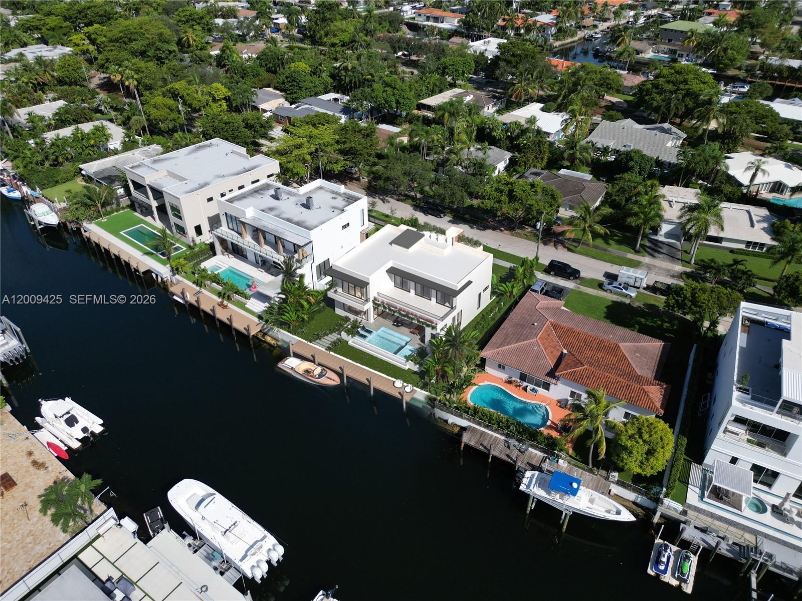 2060 S Hibiscus Dr North Miami, FL 33181