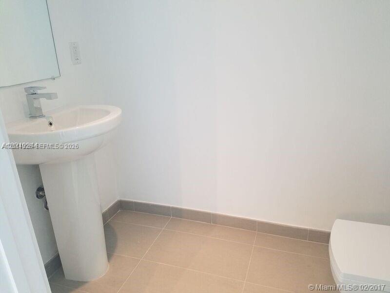 image The Bond on Brickell11