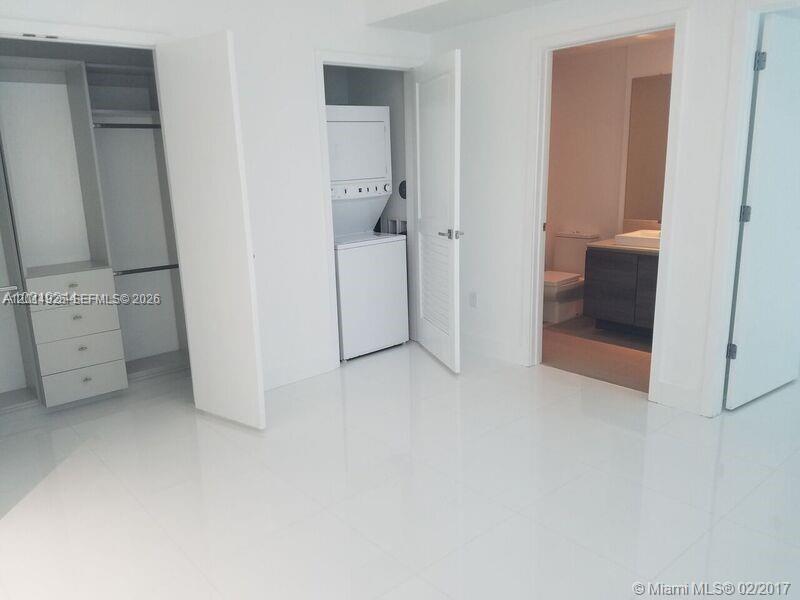 image The Bond on Brickell8