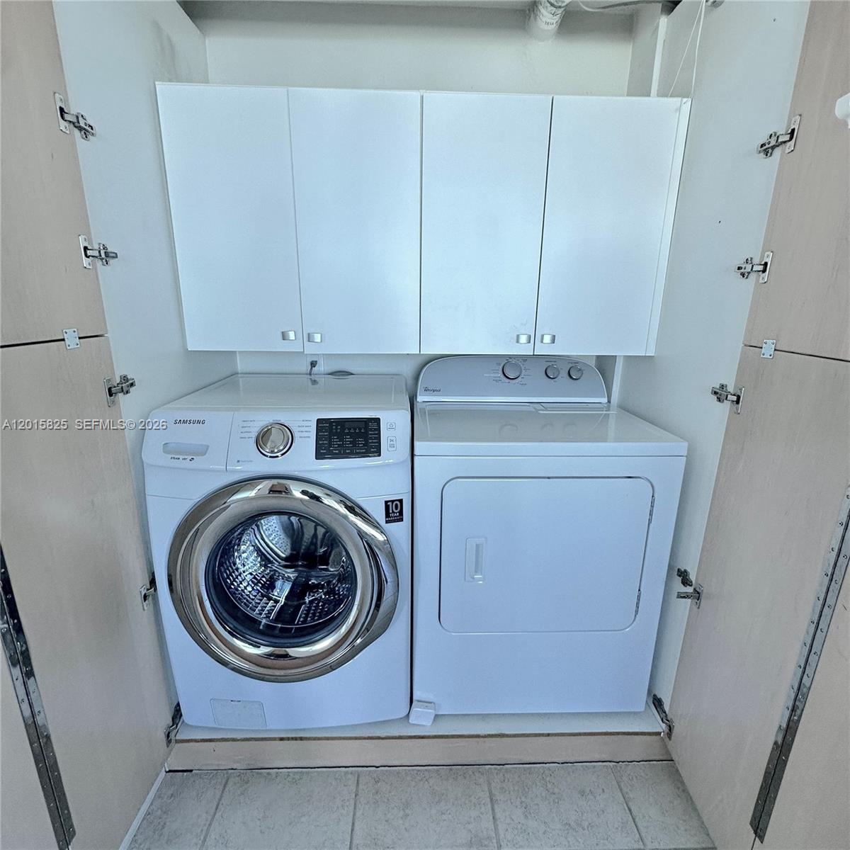 300 S Pointe Dr #704 Miami Beach, FL 33139