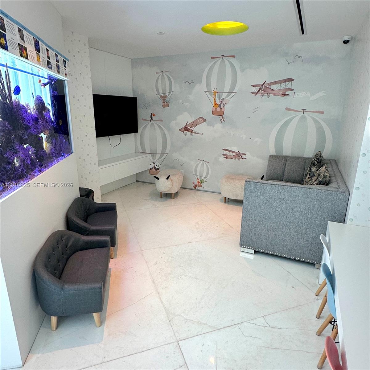 300 S Pointe Dr #704 Miami Beach, FL 33139