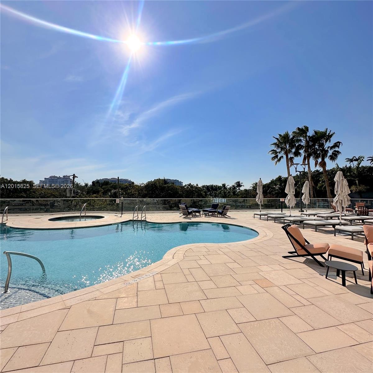 300 S Pointe Dr #704 Miami Beach, FL 33139