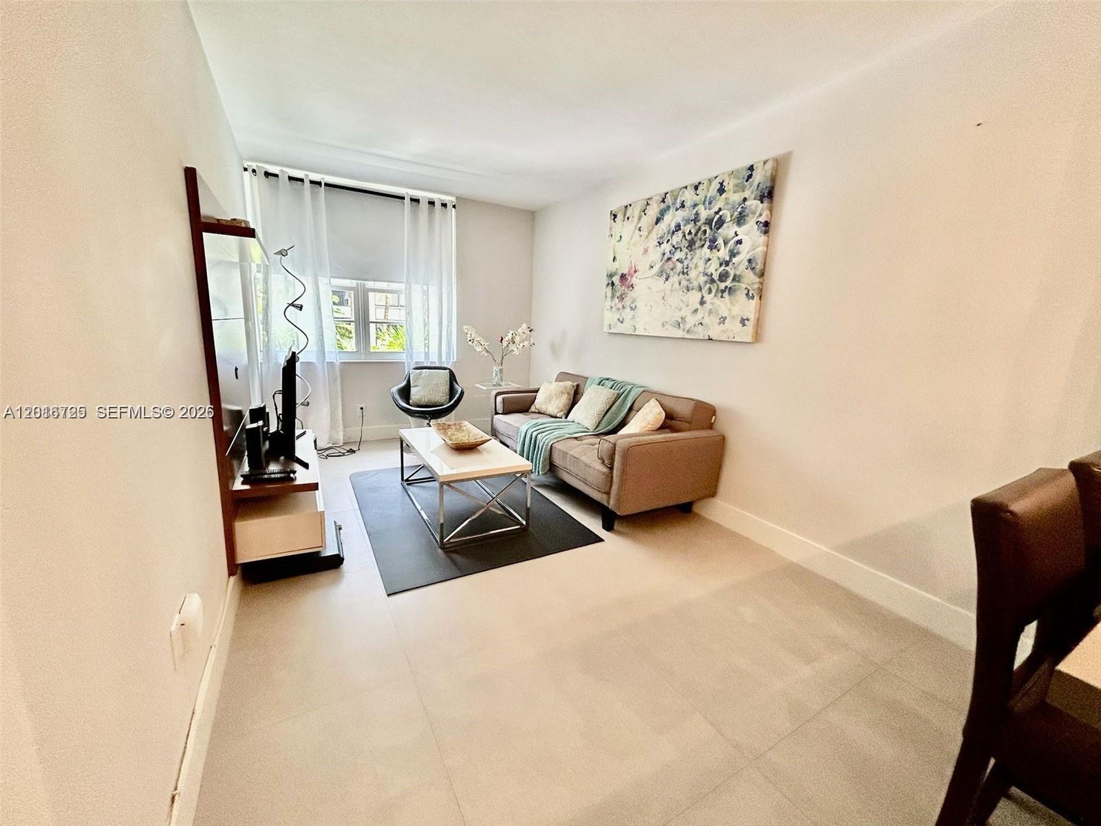 100 Lincoln Rd #426