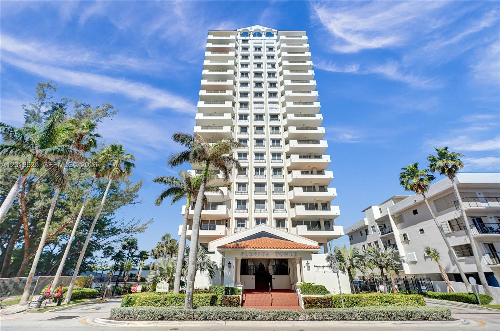 6422 Collins Ave #1402