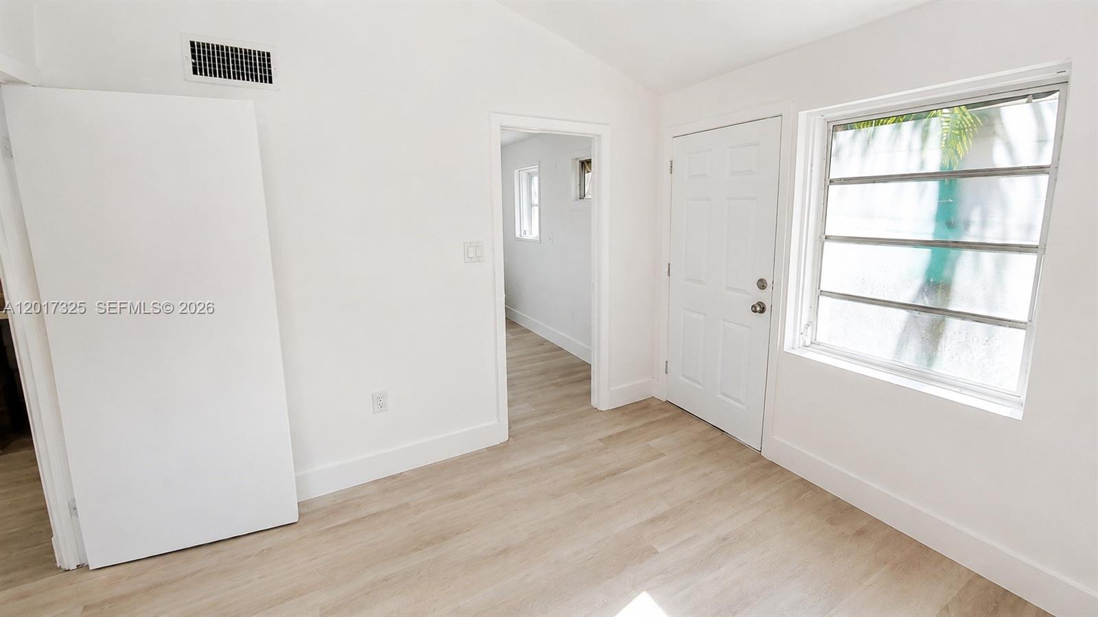 840 SW 7th St #852 Miami, FL 33130