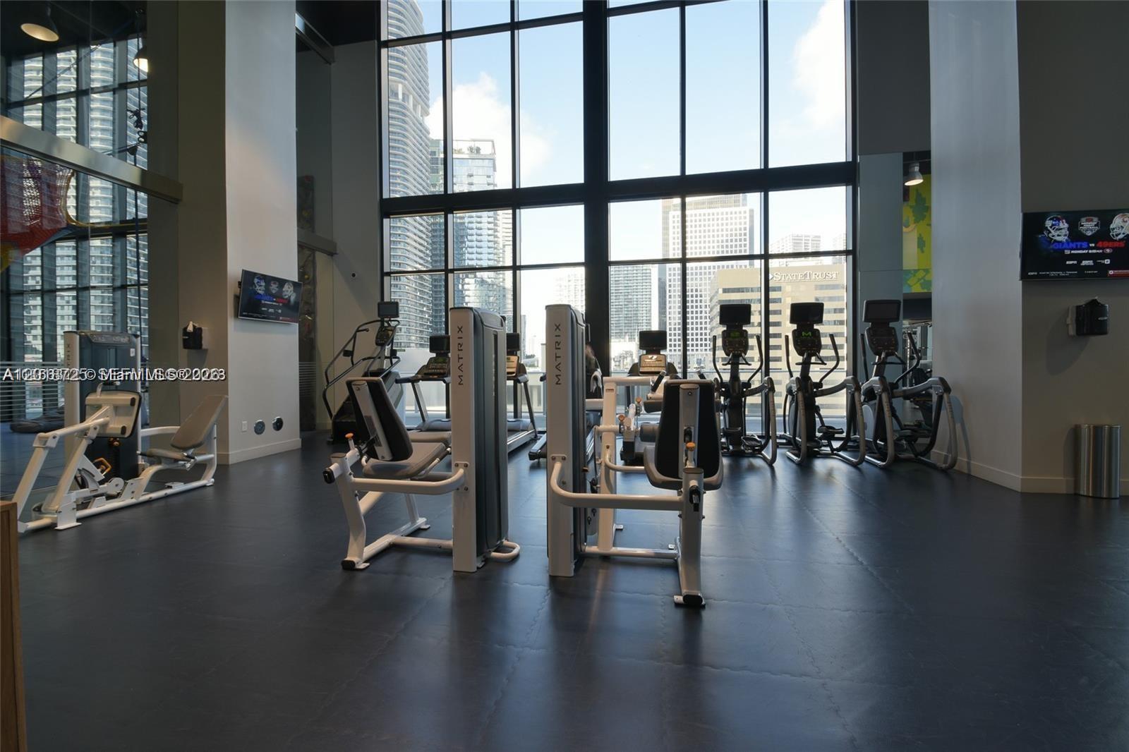 1010 Brickell Ave #2208 Miami, FL 33131