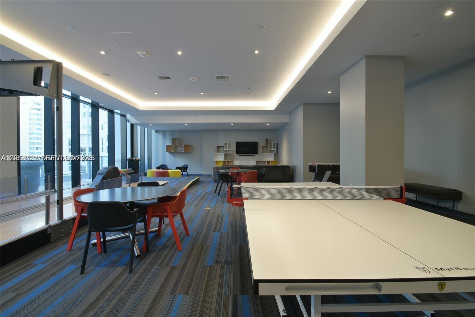1010 Brickell Ave #2208 Miami, FL 33131