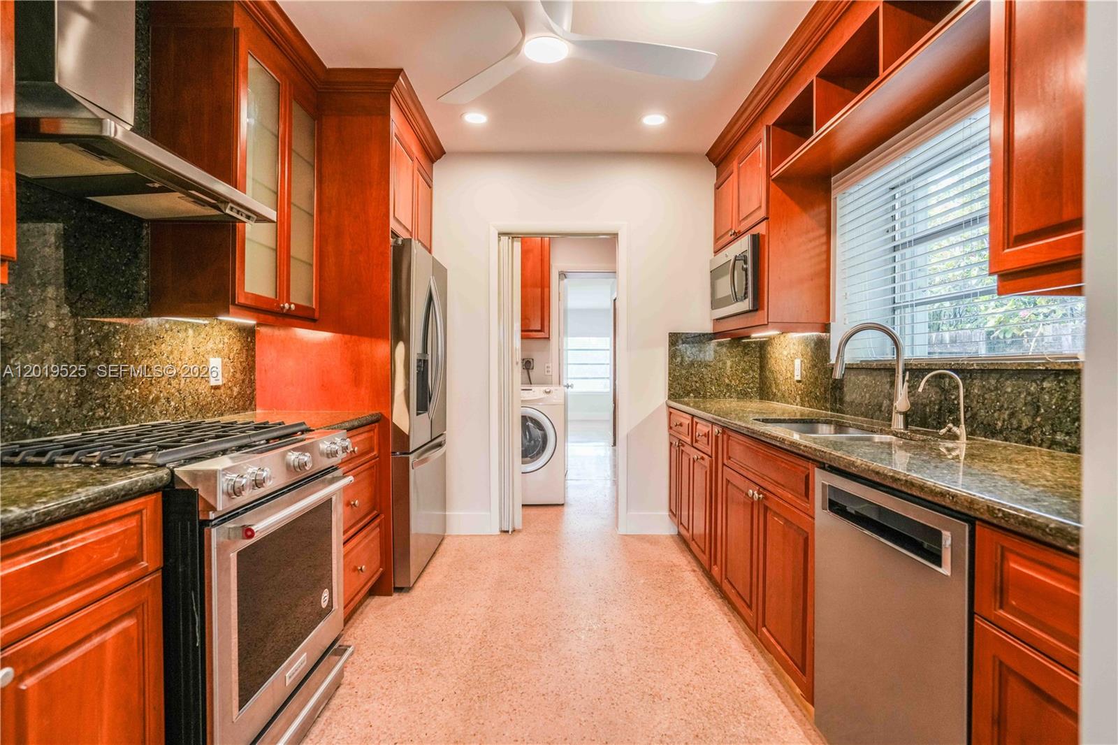 475 S Shore Dr Miami Beach, FL 33141