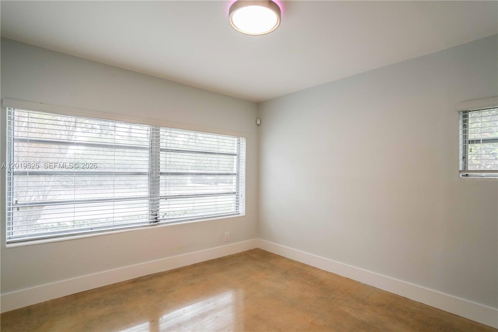 475 S Shore Dr Miami Beach, FL 33141