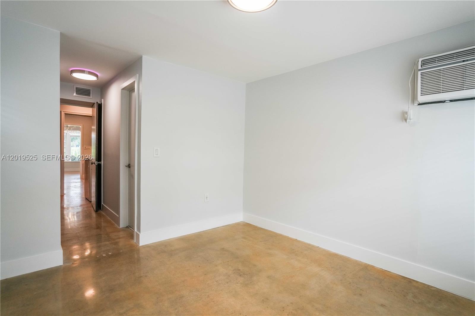 475 S Shore Dr Miami Beach, FL 33141