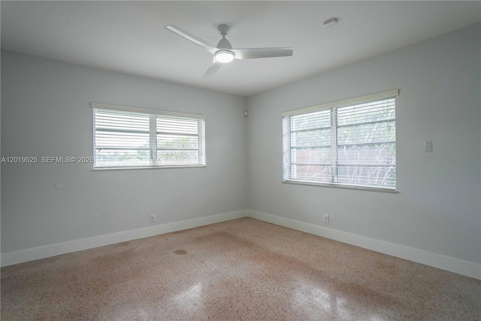 475 S Shore Dr Miami Beach, FL 33141