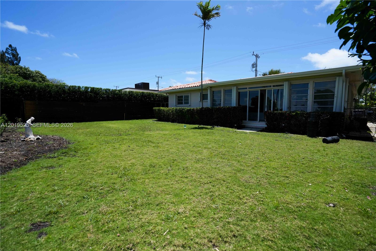 475 S Shore Dr Miami Beach, FL 33141