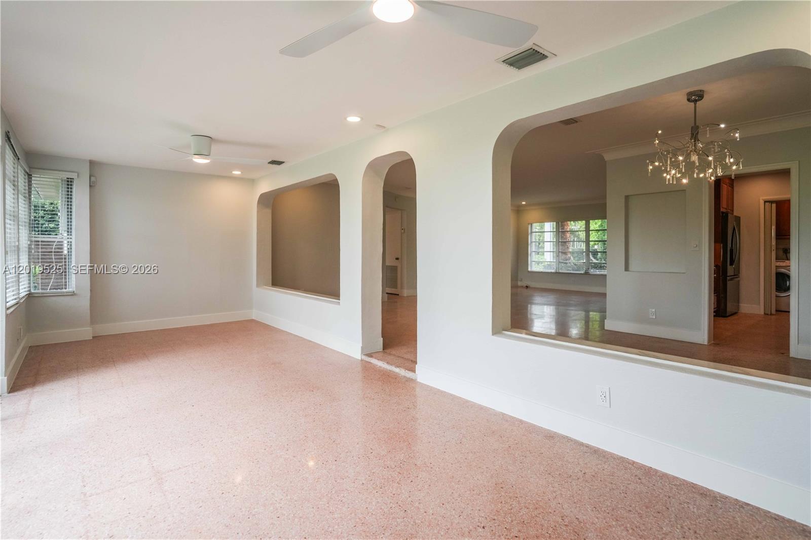475 S Shore Dr Miami Beach, FL 33141