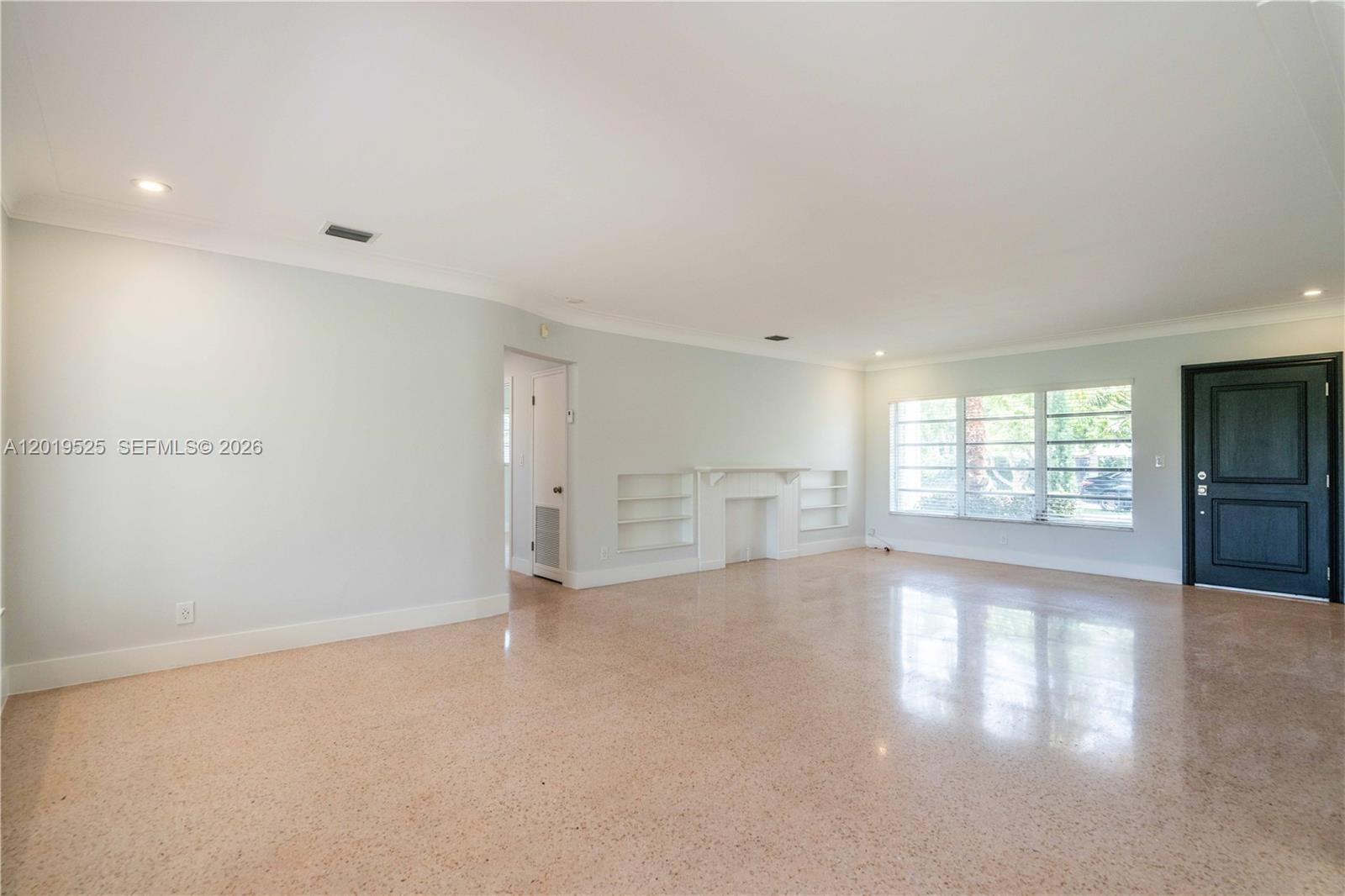 475 S Shore Dr Miami Beach, FL 33141