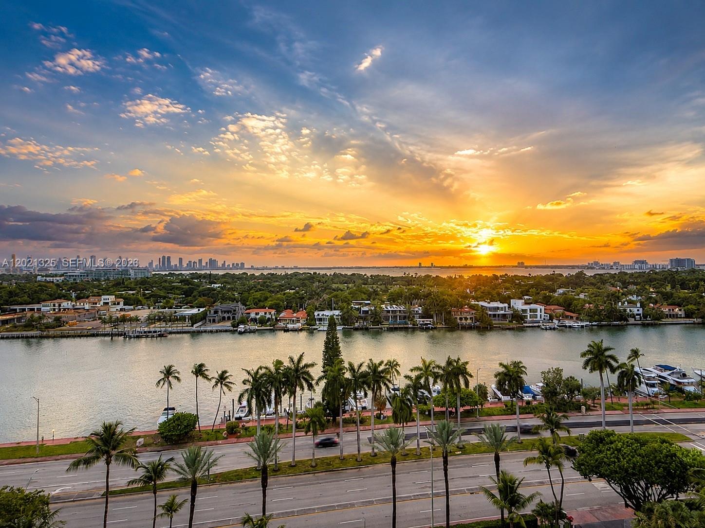 5151 Collins Ave #1520
