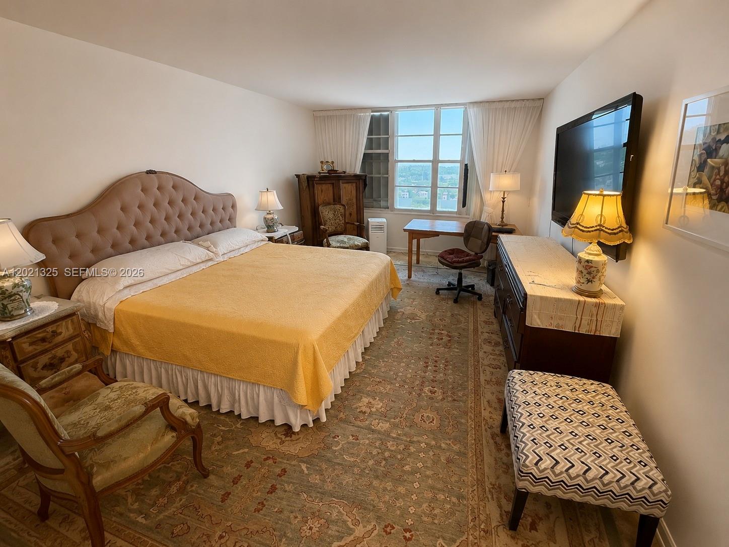5151 Collins Ave #1520 Miami Beach, FL 33140