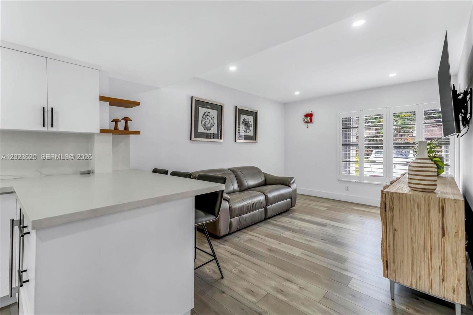 11765 SW 91st Ter Miami, FL 33186