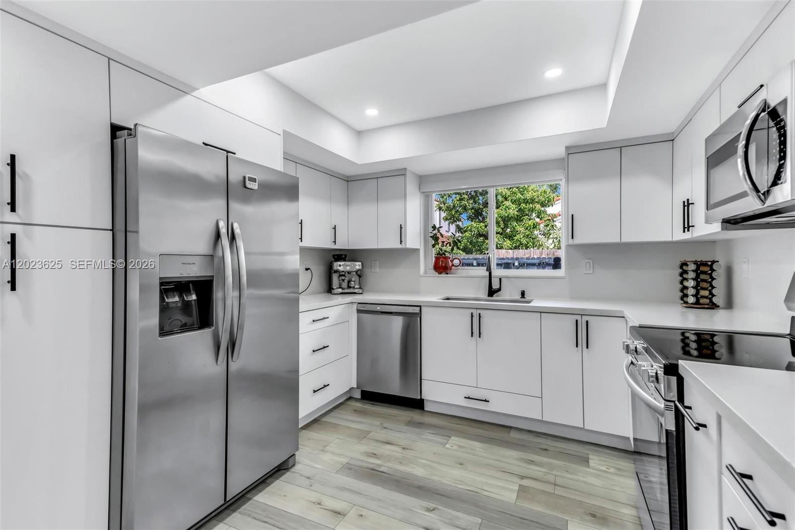 11765 SW 91st Ter Miami, FL 33186