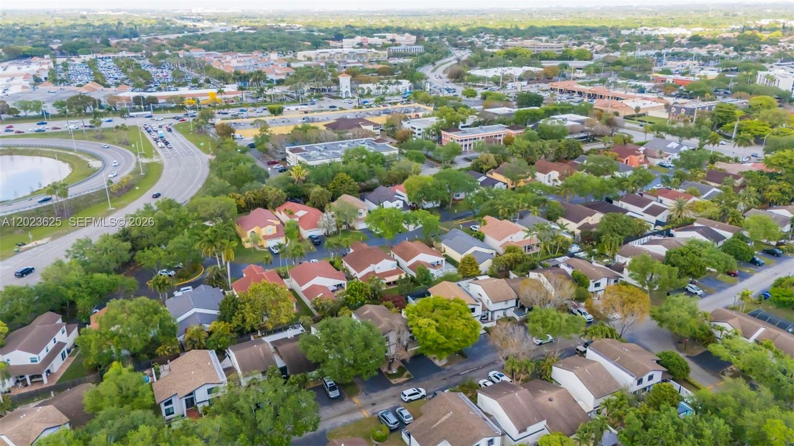 11765 SW 91st Ter Miami, FL 33186