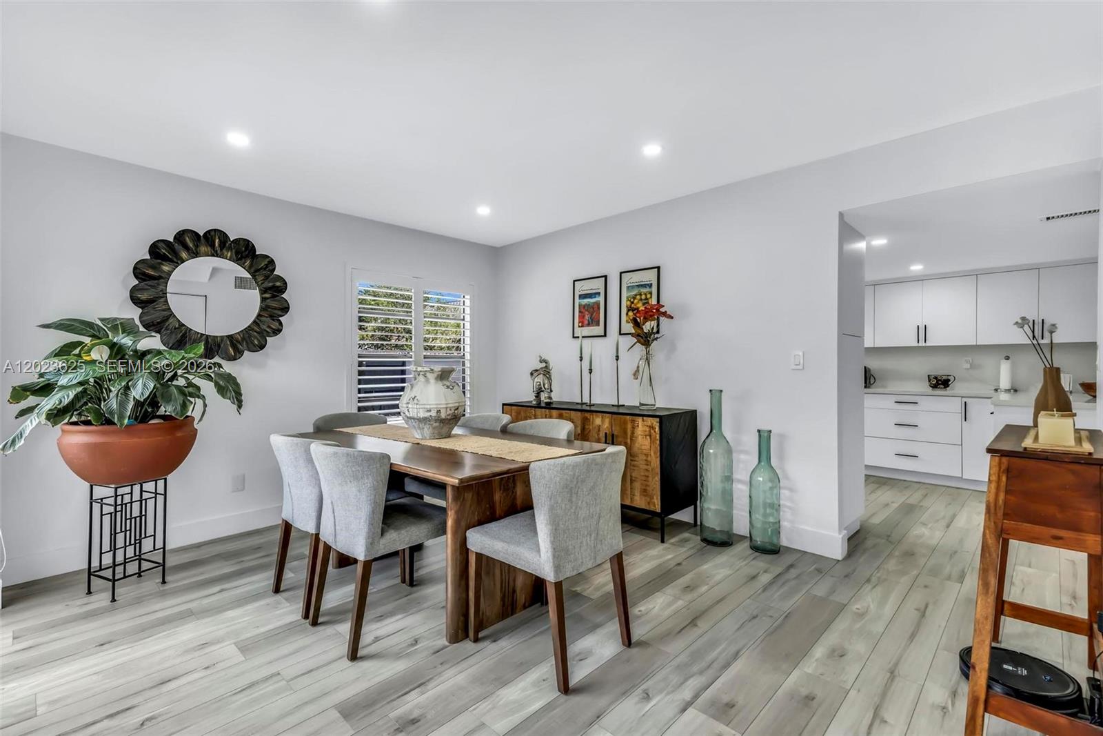 11765 SW 91st Ter Miami, FL 33186
