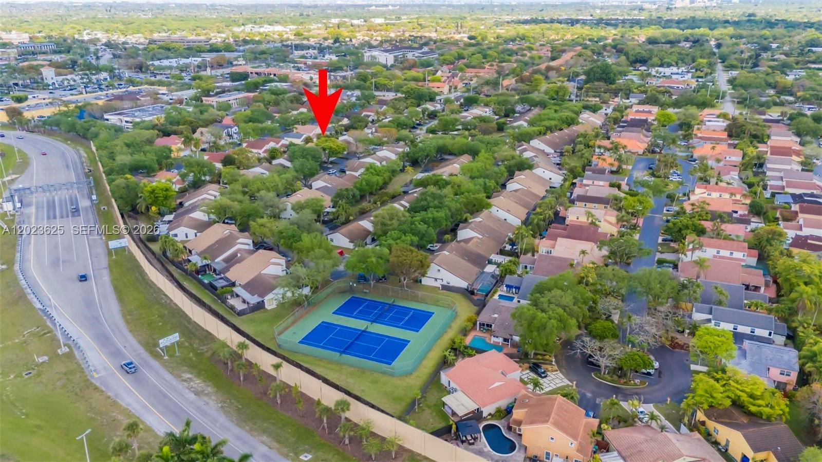 11765 SW 91st Ter Miami, FL 33186