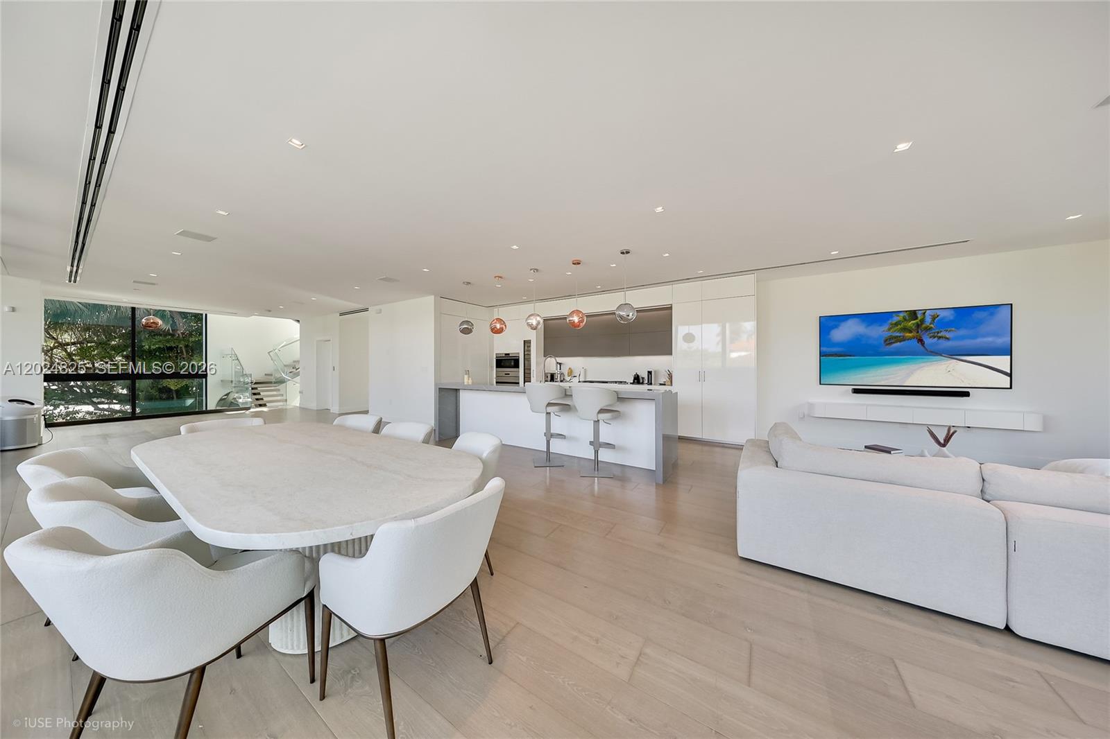 420 N Hibiscus Dr Miami Beach, FL 33139