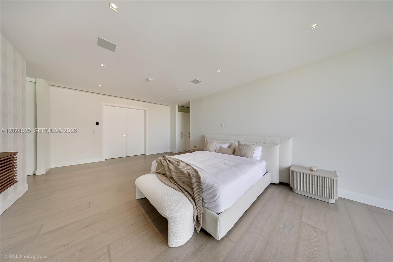 420 N Hibiscus Dr Miami Beach, FL 33139
