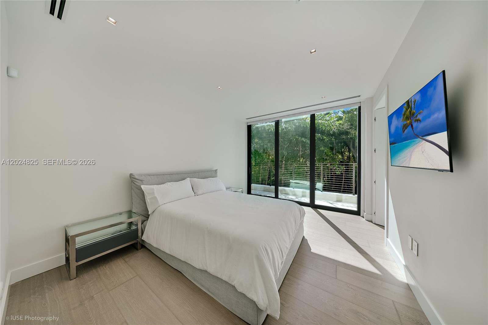 420 N Hibiscus Dr Miami Beach, FL 33139