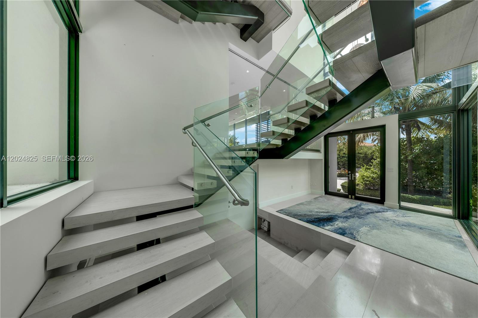 420 N Hibiscus Dr Miami Beach, FL 33139