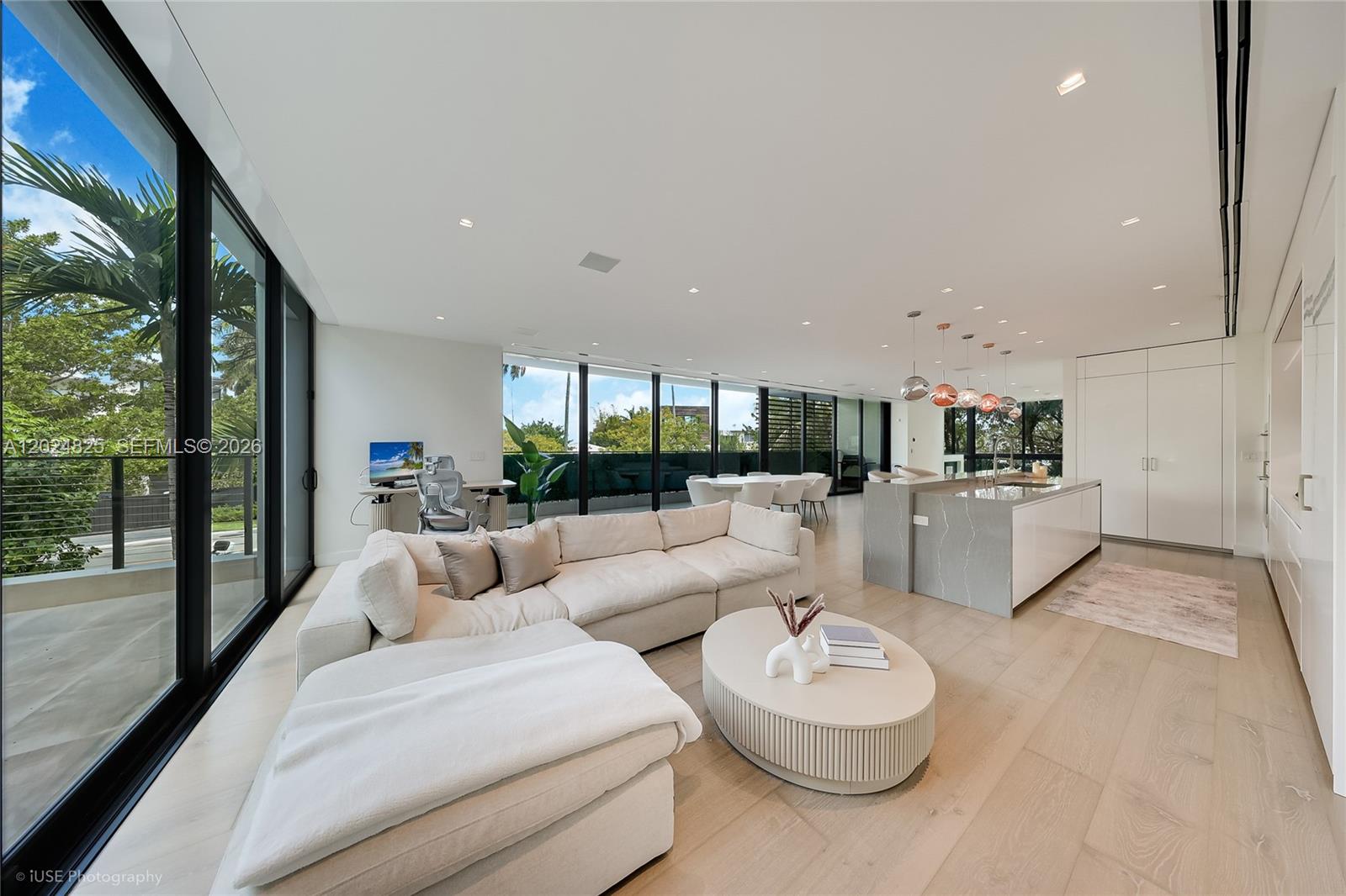 420 N Hibiscus Dr Miami Beach, FL 33139